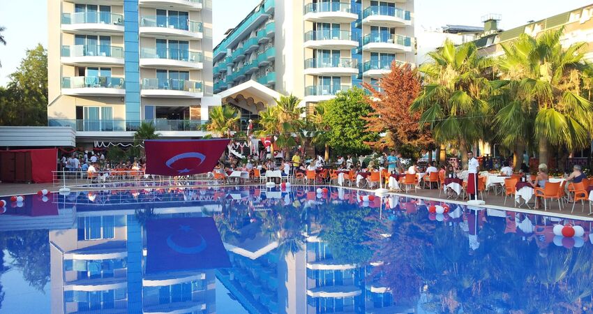 Concordia Celes Hotel