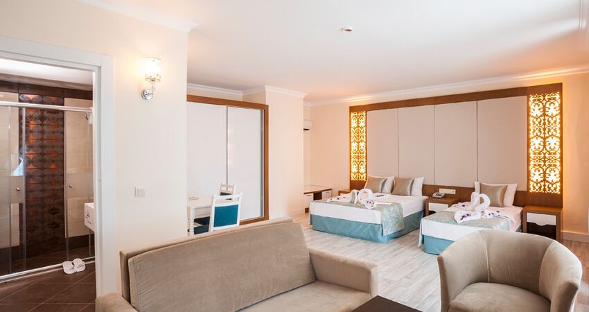 Concordia Celes Hotel