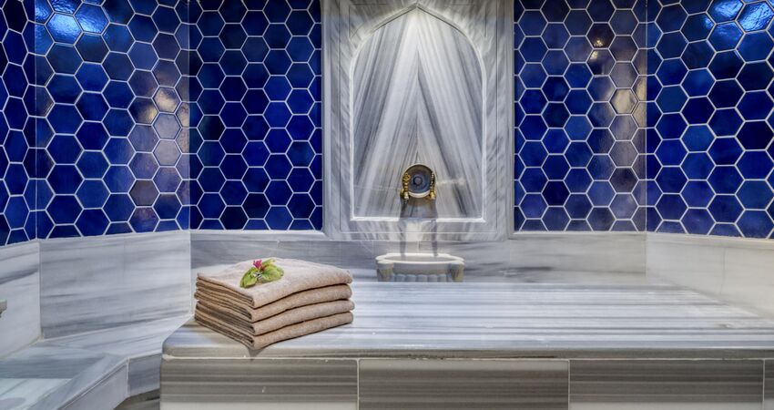 Seven Seas Hotel Blue