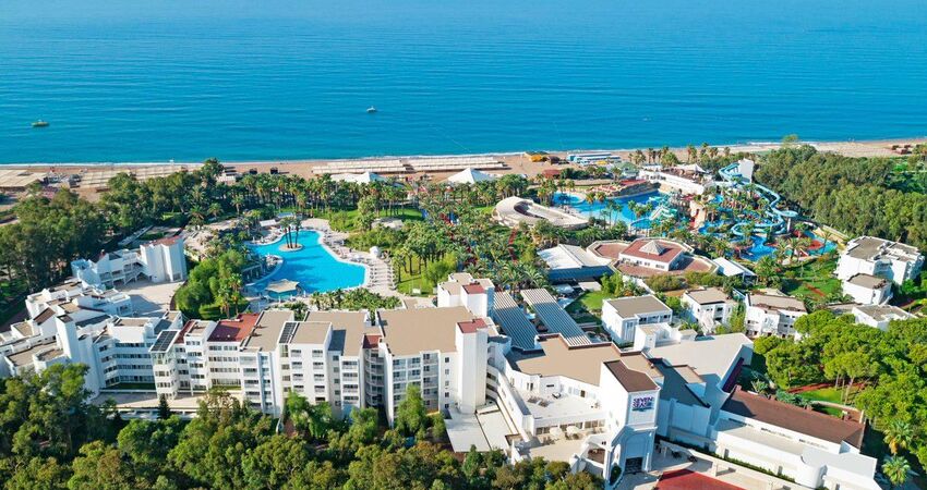 Seven Seas Hotel Blue