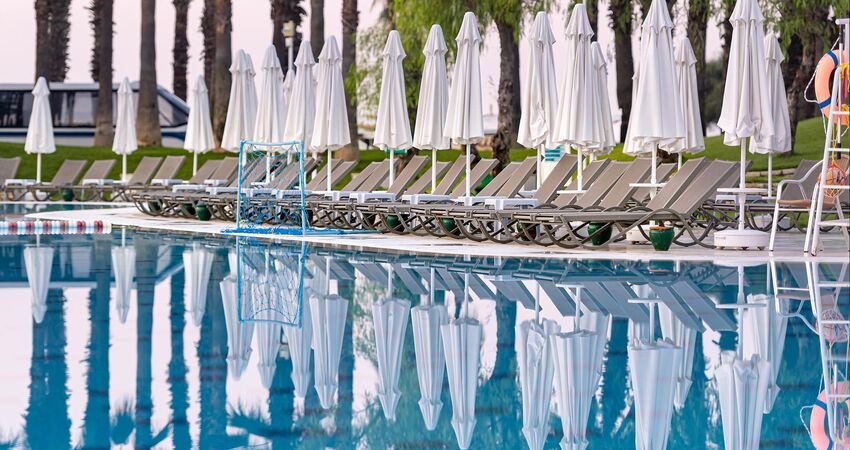 Seven Seas Hotel Blue