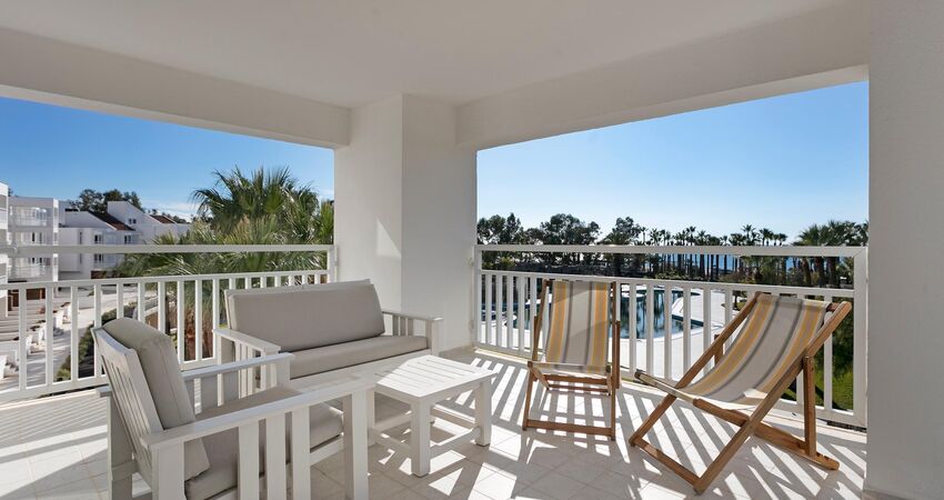 Seven Seas Hotel Blue