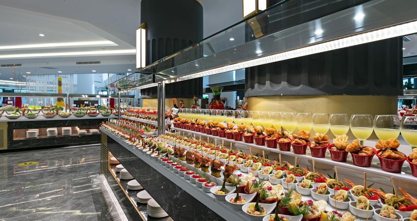 Seven Seas Hotel Blue