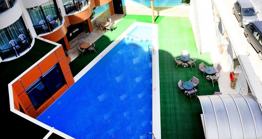 By Karaaslan İnn Hotel