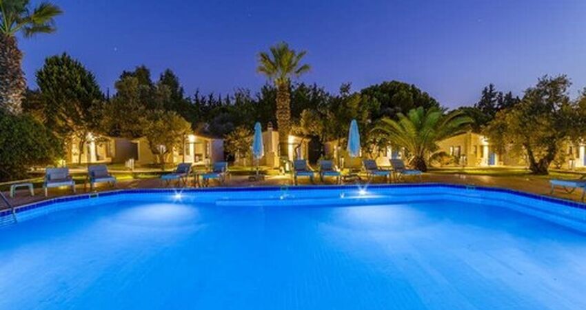 Risus Garden Hotel