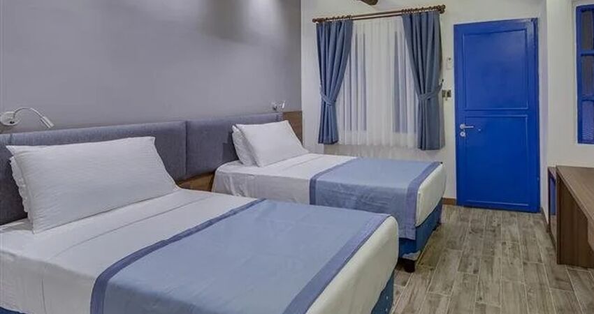 Risus Garden Hotel