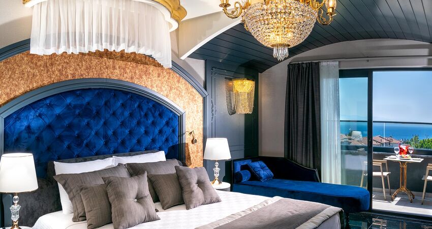 TNR Boutigue Hotel
