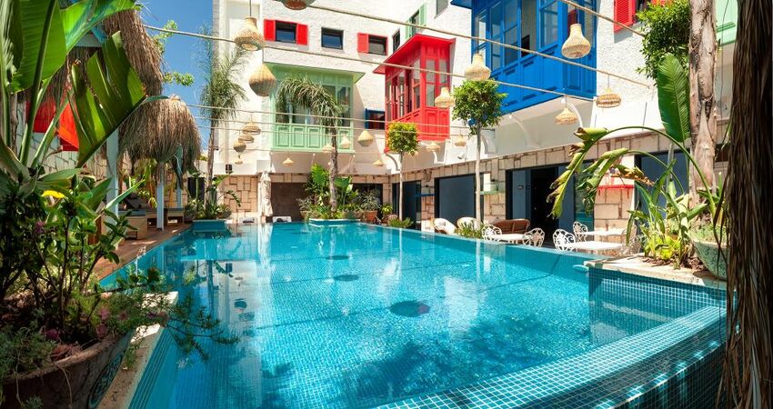 TNR Boutigue Hotel