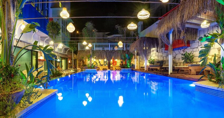 TNR Boutigue Hotel