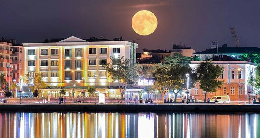 Büyük Truva Oteli