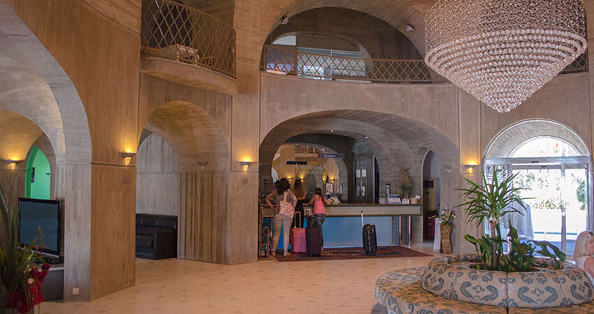Ambrosia Hotel