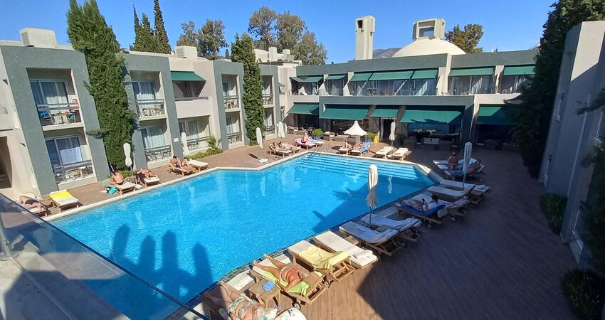Ambrosia Hotel