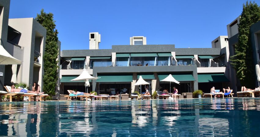 Ambrosia Hotel