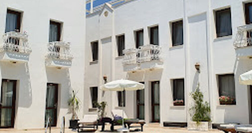 Costa Asmin Hotel