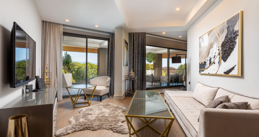 UnıQue Life Style Hotels