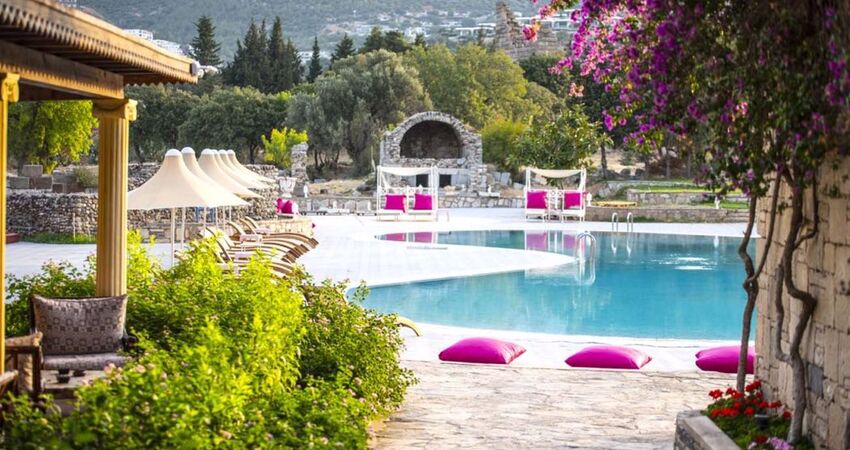 Historical Museum Resort