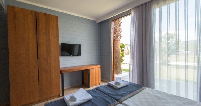 Risus Beach Resort Hotel