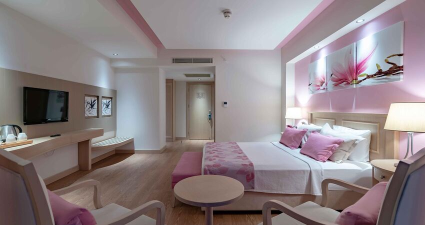 Royal Teos Thermal Resort Clınıc &Spa