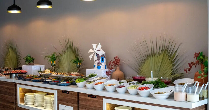 Maia Luxury Beach Hotel&Spa