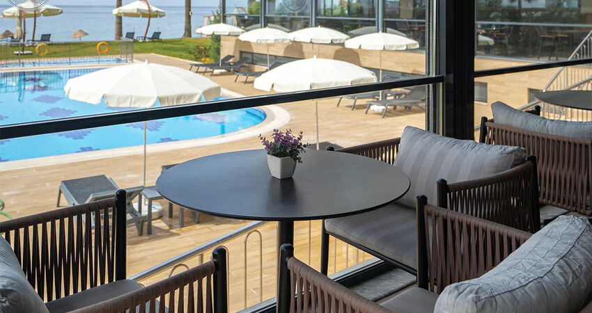Maia Luxury Beach Hotel&Spa
