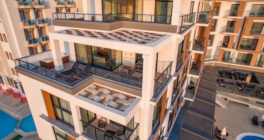 Maia Luxury Beach Hotel&Spa