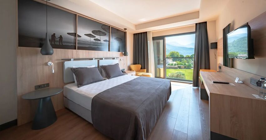 Maia Luxury Beach Hotel&Spa