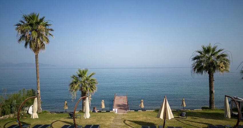 Maia Luxury Beach Hotel&Spa