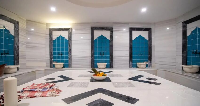 Maia Luxury Beach Hotel&Spa