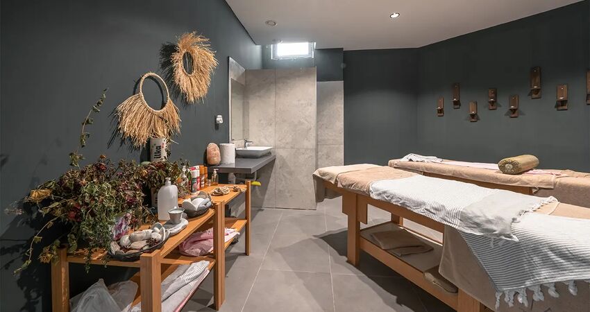 Maia Luxury Beach Hotel&Spa