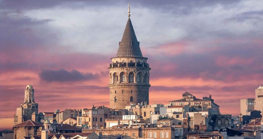 ADALAR VE İSTANBUL TURU